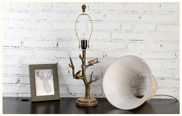 Tree and birds wooden table lamp